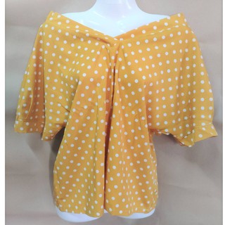 เสื้อแฟชั่นผู้หญิงราคาถูก มือสองสภาพดี