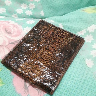 กระเป๋าหนังจระเข้แท้สีน้ำตาล9×10.5 cms python wallet 99