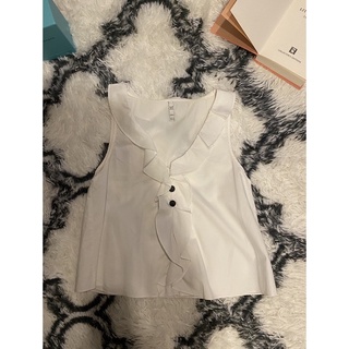 ส่งต่อ White top from Zara brand TRF collection  Size Xs