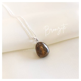 สร้อยคอเงินจี้หินบรอนไซต์ Bronzite