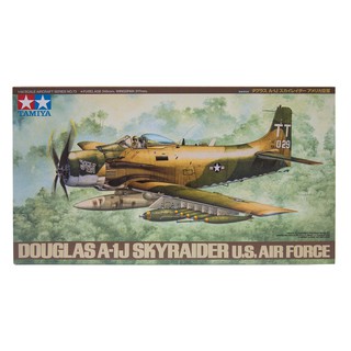 พลาสติก โมเดล ประกอบ TAMIYA สเกล 1/48 Douglas A-1J Skyraider U.S. Air Force (61073)