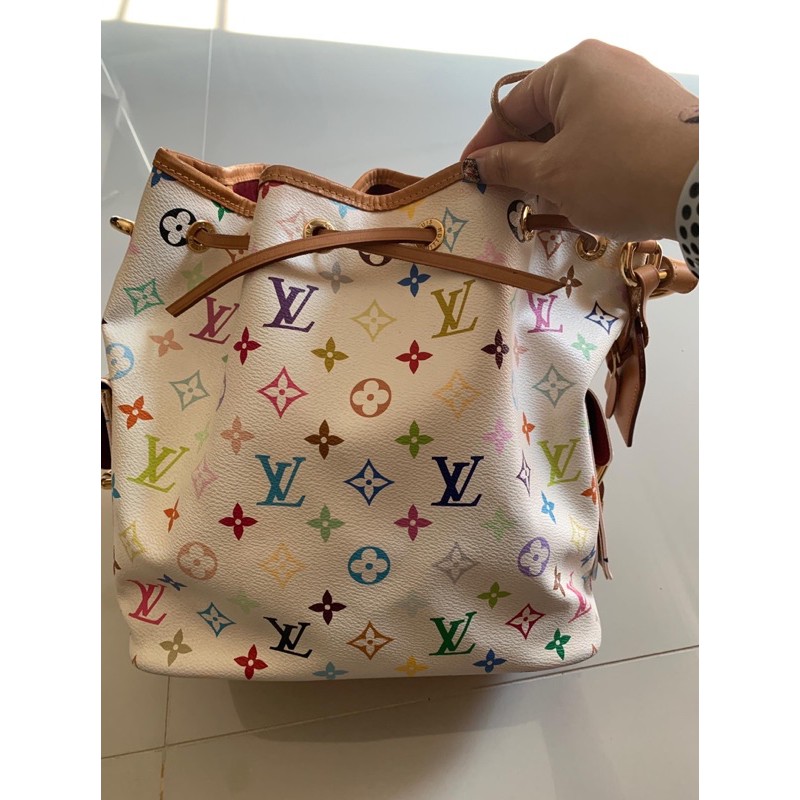 lv bucket multicolor