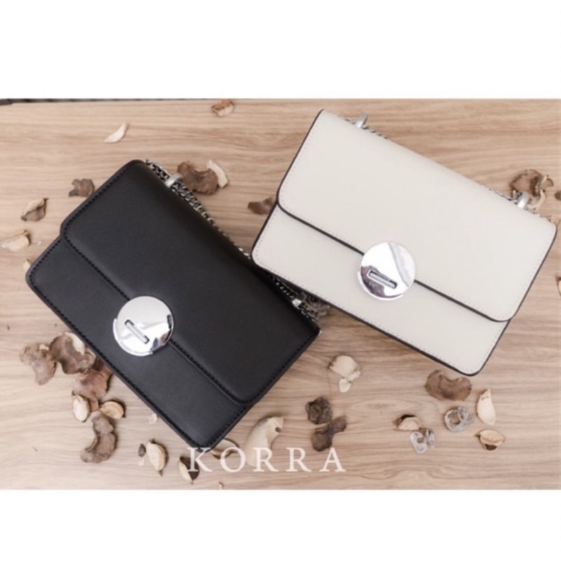 ส่งต่อ KORRA CLASSY BAG คลาสซี่ สีดำ ใช้ไปครั้งเดียว ทักมาขอดูรูปเพิ่มเติมได้ค่ะ