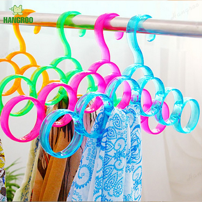 HANGROO I022 ไม้แขวนเสื้อ แขวนผ้าพันคอ 6ห่วง