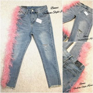 Jeans Style Korea กางเกงยีนส์ ขายาว ทรง Boy แต่งขนเฟอร์ ฟรุ้งฟริ้ง ด้านข้าง สวยเก๋ แบบนี้ ใครพลาดจะเสียใจ ผ้าด้าน!!