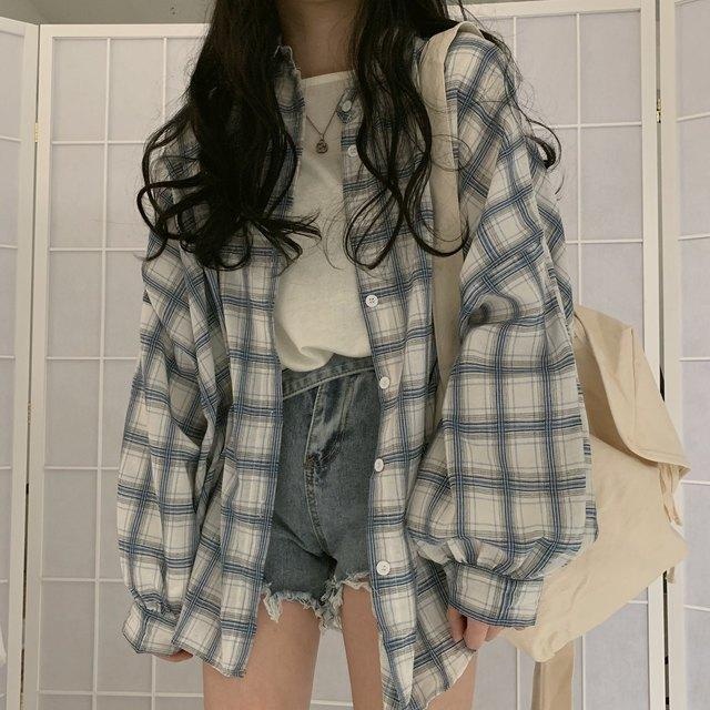 💙มาใหม่💙 MC2812 เสื้อเชิ้ต ลายสก๊อต เสื้อเชิ้ตผู้หญิง ใส่สบาย ผ้าดี ใส่ชิวๆได้ Grey/Freesize