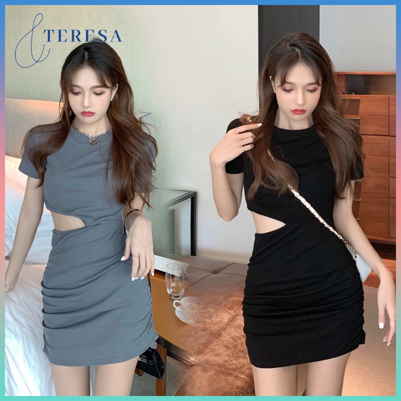 ชุดเดรสรัดรูปกระโปรงสั้น คอกลม แขนสั้น ชุดเดรสเข้ารูปกระโปรง เดรสแขนสั้นคอกลม มีให้เลือก 2 สี งานเอวเว้า เซ็กซี่เบาๆ