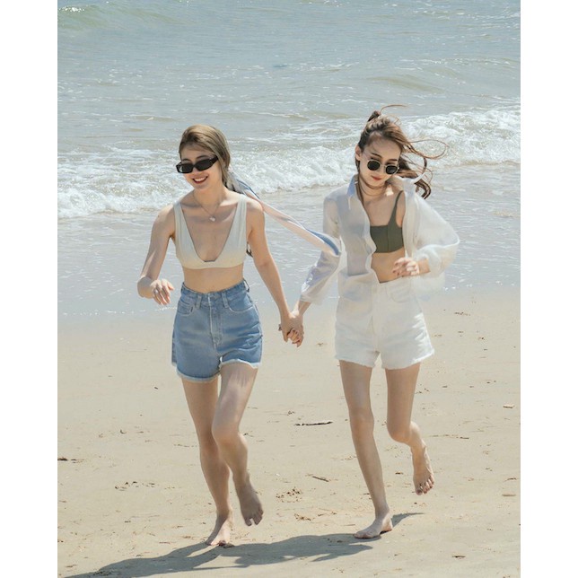 กางเกงขาสั้นผู้หญิง กางเกงขาสั้นเอวสูง GENEDENIM กางเกงขาสั้น เอวสูง (ยาว 13") BENJIE