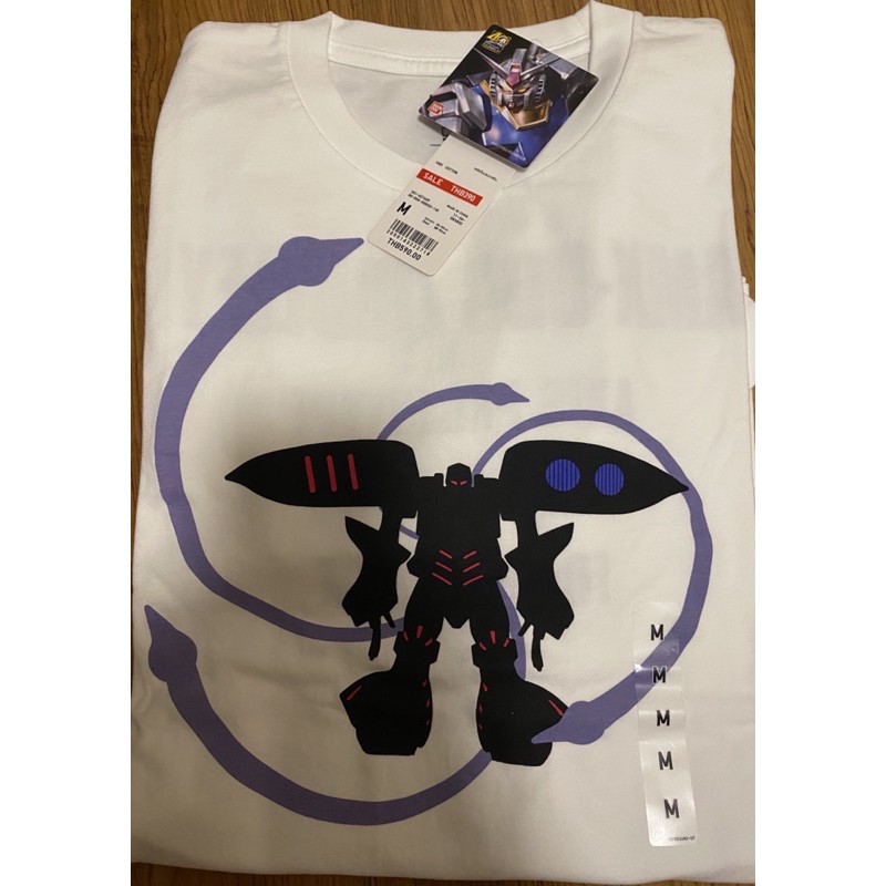เสื้อยืดยูนิโคล่ GUNPLA 40th Anniversary size M ของใหม่ ป้ายห้อย 💯% จากshop ราคาปกติ 590 บาท