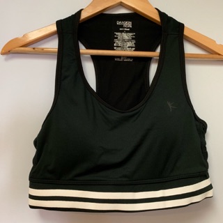พร้อมส่ง Sport Bra ไซส์M (สินค้าใหม่)