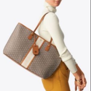 TORY BURCH GEMINI LINK CANVAS TOTE.