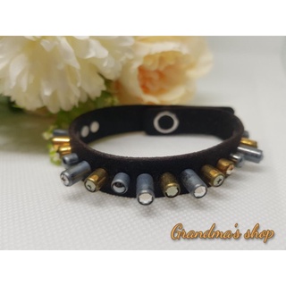 ข้อมือหนังประดับคริสตัล Crystal leather bracelet