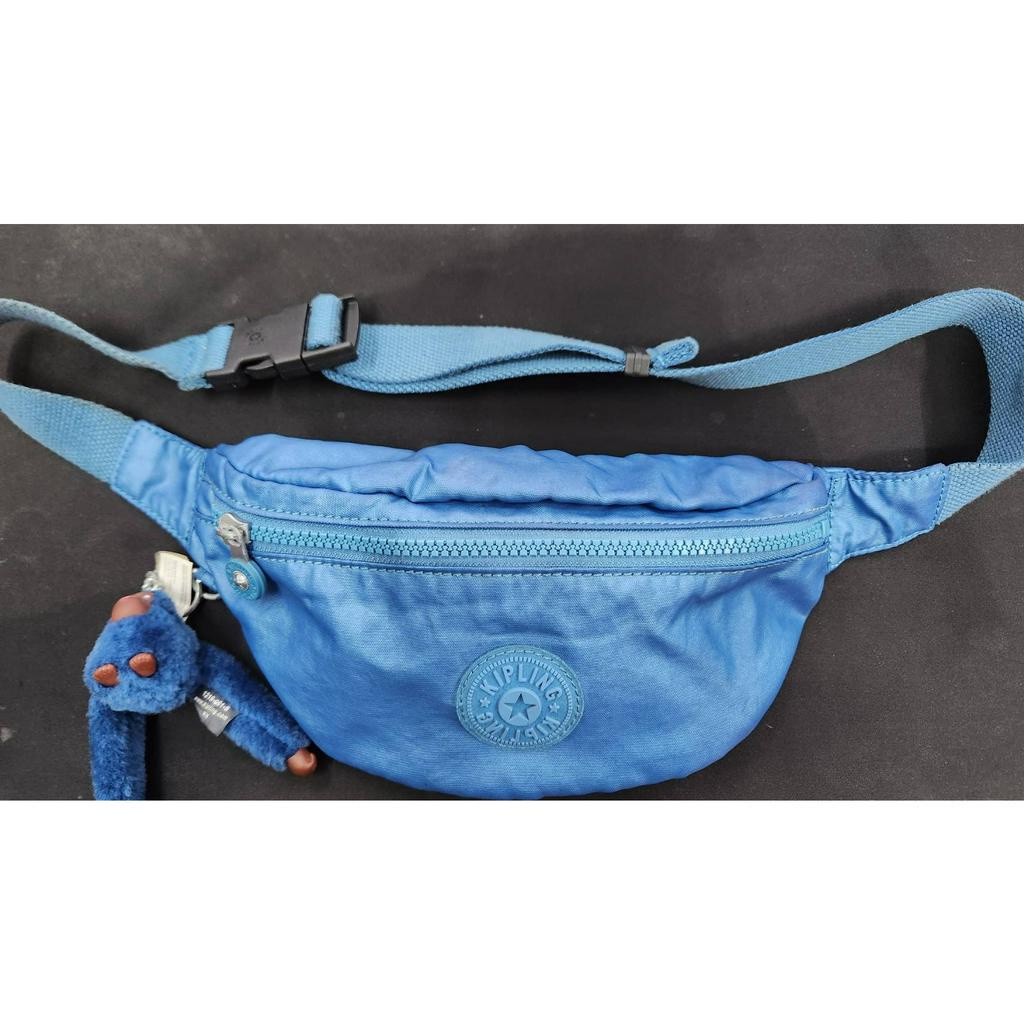 กระเป๋าคาดอก คาดเอว Kipling รุ่น PRIA สีฟ้า ของแท้ สภาพดีมาก (เป็นสินค้ามือสองสภาพดี ใช้เองมือเดียว)