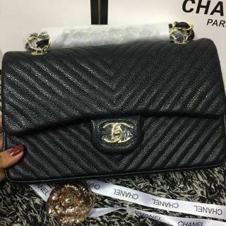 CHANEL  หนังคาเวียร์
งานพรีเมี่ยม ปั้มครบ พร้อมถุงผ้า
ขนาด10" 
ราคา790