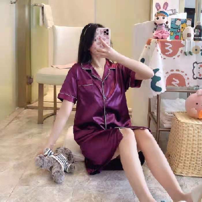 B113 Beyou Fashionsชุดนอนกระโปรง ซาตินเดรส เนื้อนุ่มคุณภาพสูง สไตล์สีทึบ กระโปรงแขนสั้น - รูปที่ 4