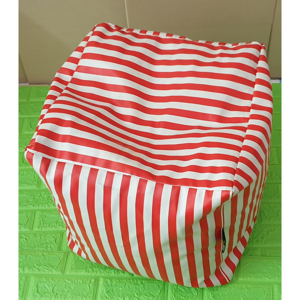 [พร้อมส่ง] Bean Bag เก้าอี้เม็ดโฟม- เก้าอี้บีนแบ็ค ขนาดสตูล ทรงลูกเต๋า - size: 20 x 20 x 20 นิ้ว - ลายทางแดง-ขาว