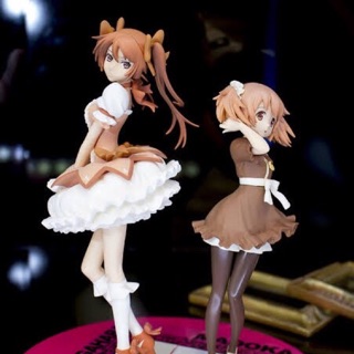 ฟิกเกอร์แท้ hitagi &amp; madoka sepia color ver มือ 2