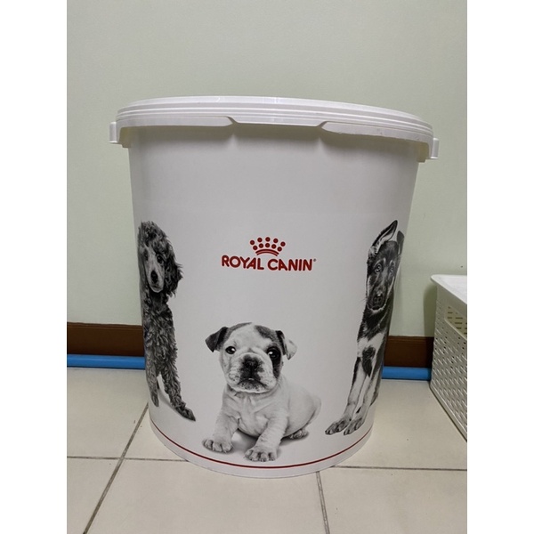 Royal Canin กล่องใส่อาหารสัตว์ XL ถังอาหารหมาแมว 15-20 กก โรยัลคานิน