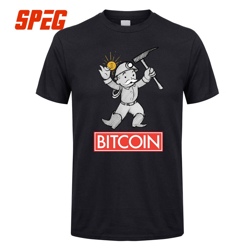[COD]เสื้อยืด Bitcoin Mining Man ลูกเรือคอแขนสั้นพิมพ์ชายสุดคอลูกเรือท็อปส์ซูสีดำ