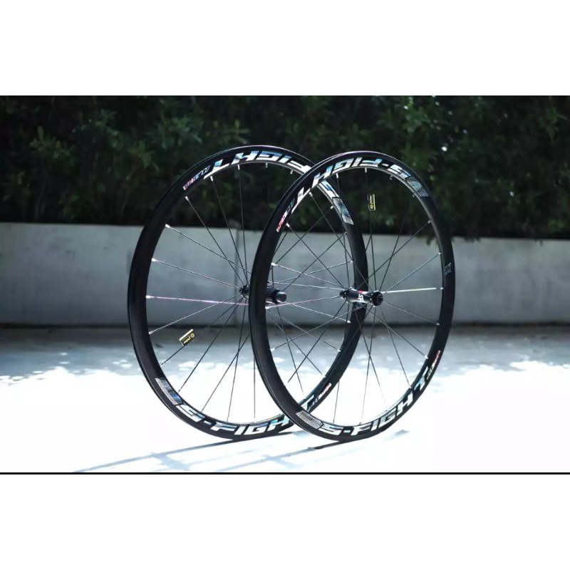 ล้อหมอบ s-fight A30 ดุมลูกปืนเชรามิค ลื่นๆ