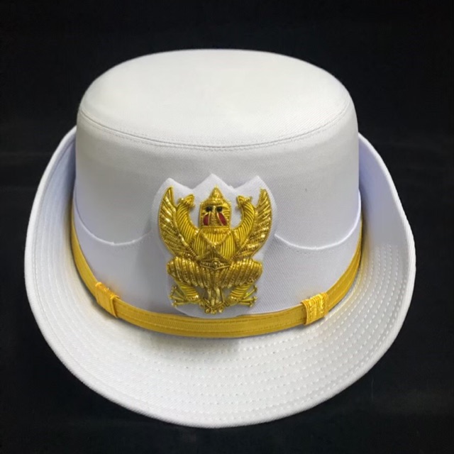 หมวกข้าราชการหญิง สีขาว หน้าครุฑปักดิ้น