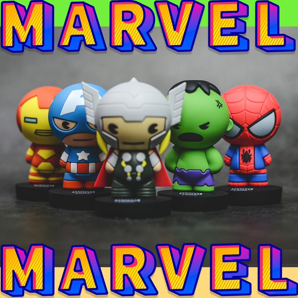 Marvel Avengers Superhero Model Desktop ของเล่นตกแต่ง
