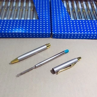 ปากกา ปากกาลูกลื่นแบบกด รุ่นN05 หมึกน้ำเงิน ขนาด0.7mm ด้ามโลหะ มี 5สี ให้เลือก（ราคาต่อด้าม）#ปากกา#เครื่องเขียน#ของขวัญ