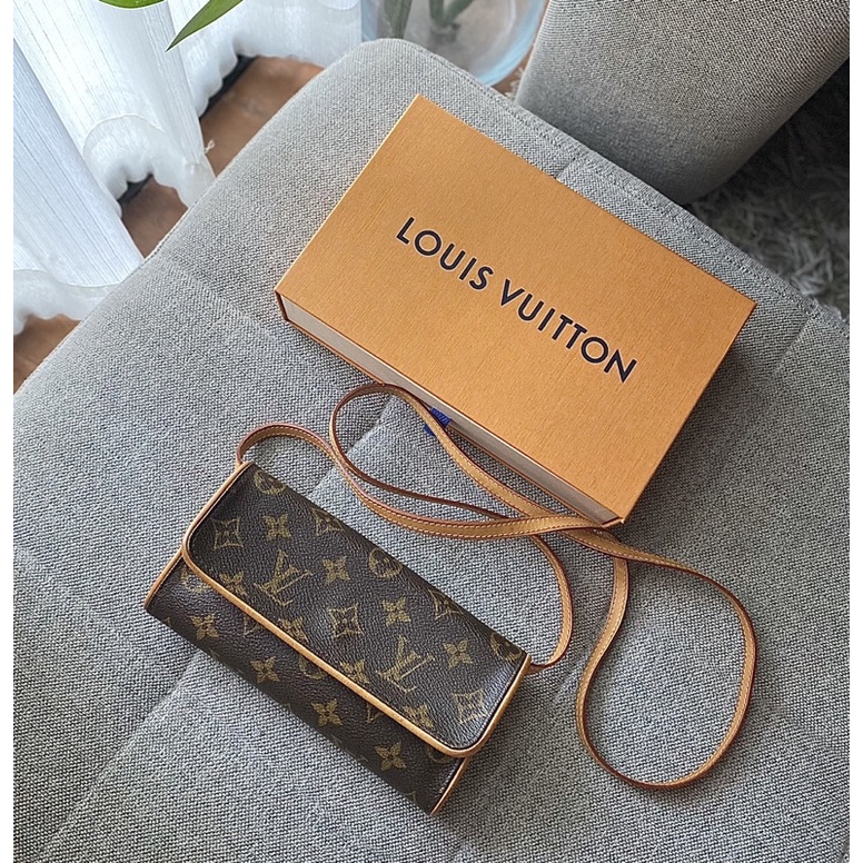 Lv Twin Pochette PM Y2000