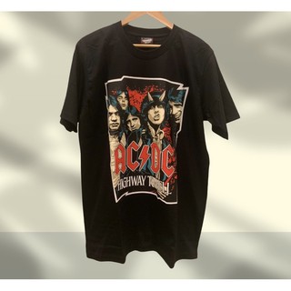 ถูกที่สุด! เสื้อยืดวงดนตรี วงร็อค 🤘🏻 สกรีนลาย AC/DC สีสวย ลายชัด ซักแล้วผ้าไม่ย้วย สกรีนไม่หลุด 💯