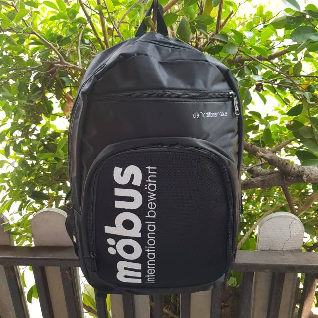 กระเป๋า MOBUS