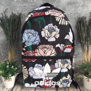 ของแท้ 💯% ADIDAS WOMEN ORIGINALS CROCHITA CLASSIC BACKPACK