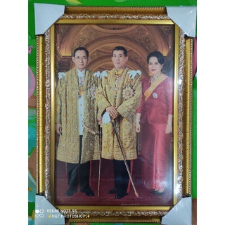 ภาพ ร.9 ร.10 พระพันปี ขนาด10×15นิ้ว ใส่กรอบทองอย่างดี