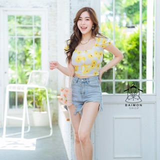 ครอปสีขาว ลายกช้วยไม้ สีสวยมาก ครอปเกาหลี เสื้อครอป เสื้อครอปแขนตุ๊กตา เสื้อครอปแขนพอง