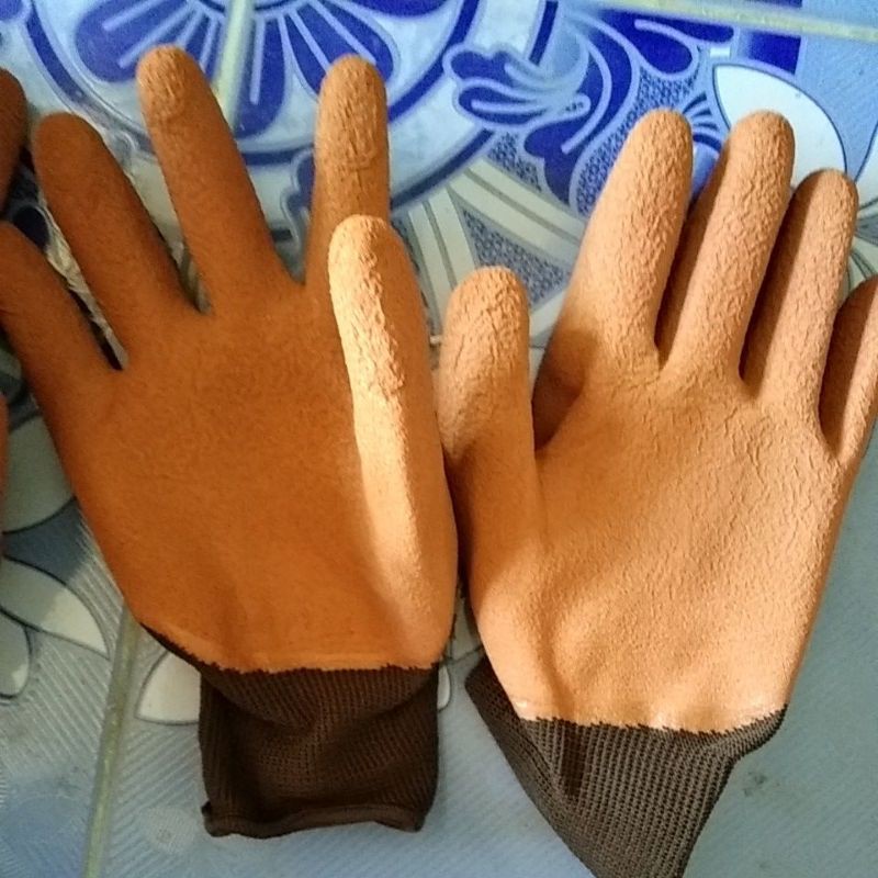 ถุงมือเคลือบยางเกรดดีสีน้ำตาล#777