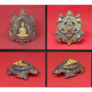 เหรียญหล่อประกอบพุทธศิลป์ พญาเต่าเรือนเสวยชาติ เนื้อบรอนซ์พราวรุ้ง-องค์ทอง ขนาด 3.5 ซม. No.318