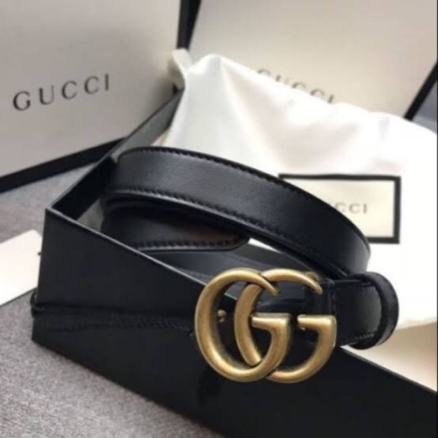 Gucci เข็มขัดรุ่นยอดนิยม ขนาดกว้าง 3 ซม ยาว 85 ซม มือสอง