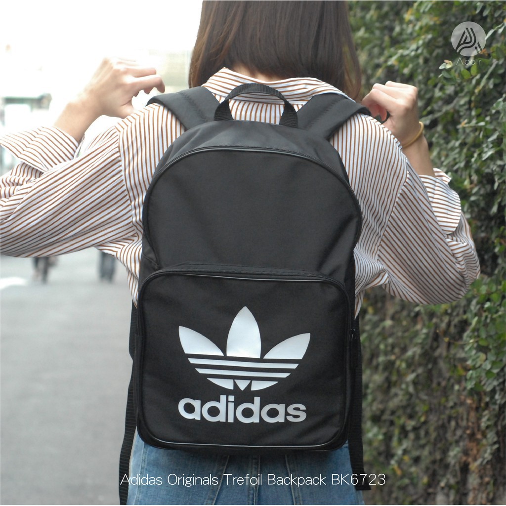(Real🌹 Images Adidas Originals Backpack กระเป ๋ าเป ้ สะพายหลังแฟชั ่ น Unisex - BK6723 | สินค ้ าส ่ งออกของแท ้ ( ล ็ อคแท ็ กเต ็ มแท ็ ก-ฉลาก )
