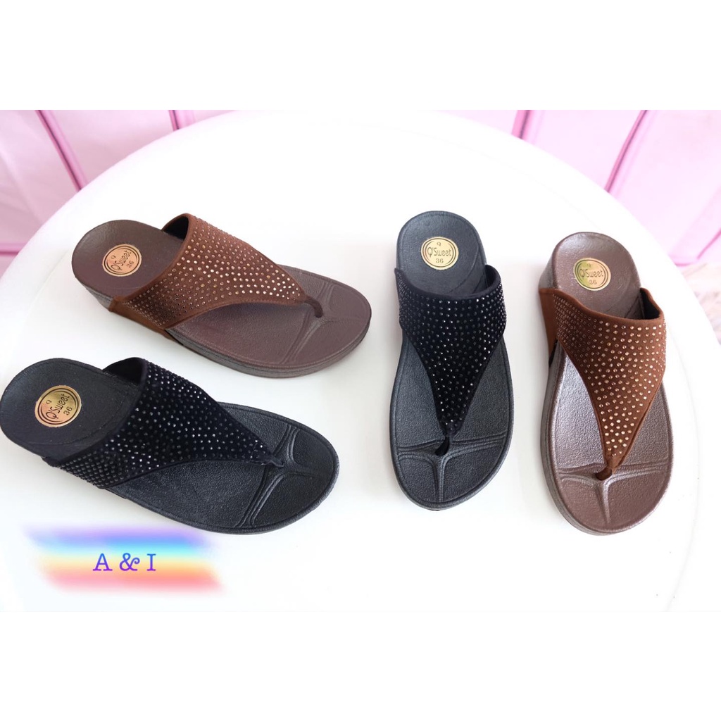 รองเท้าเพื่ออสุขภาพ สไตล์คีบ FlipFlop หน้าเพชร รุ่นขายดี ราคาถูกที่สุด
