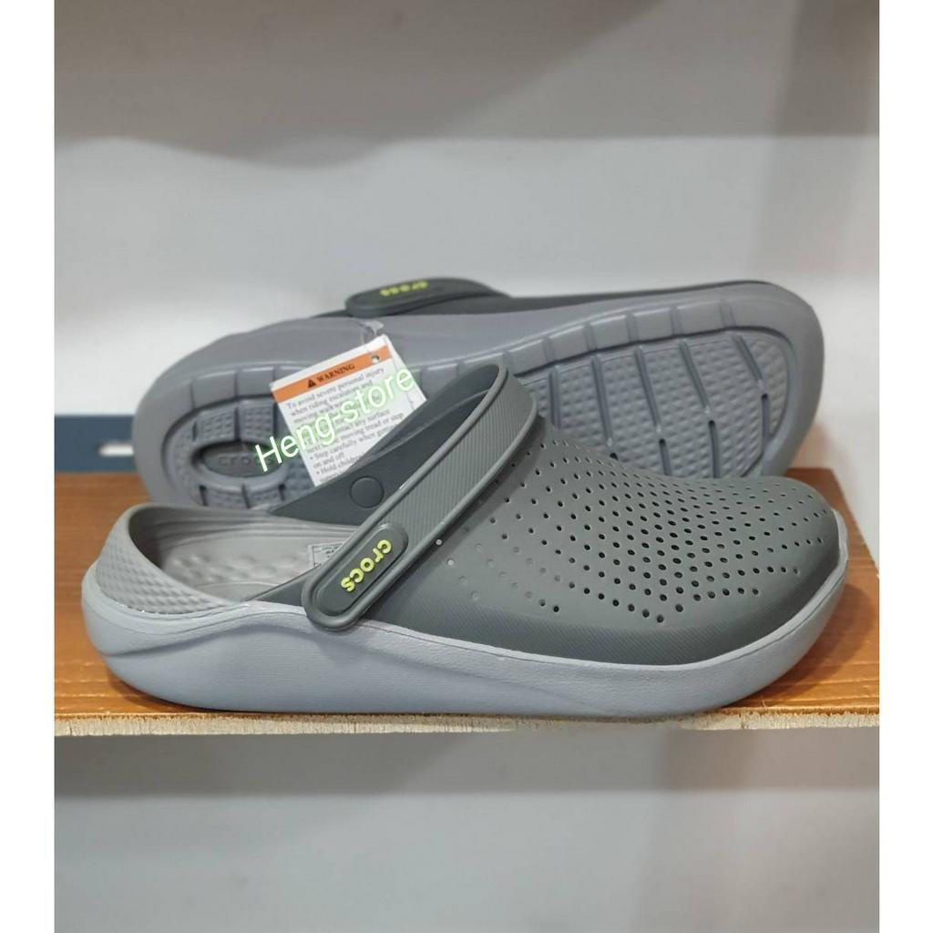 รองเท้าหัวโต Crocs ผ้หญิงและผู้ชายมีหลายสีมีหลายไซส์สินค้าพร้อมส่งในไทย
