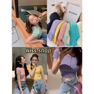 Kiss.shop🌟พร้อมส่ง🌟เสื้อยืดแขนสั้นเก๋ๆสวยๆใส่สบายแต่กระดุมหน้าได้(8546)