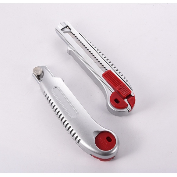 usboon คัตเตอร์ เหล็ก/พลาสติก จำนวน 1 อัน ขนาดใหญ่ มีดคัตเตอร์ 18 มม. มีดยูทิลิตี้ใส่ใบมีด ราคา ถูกที่สุด ดีลบีเคเค แกลเลอรีภาพที่ 2