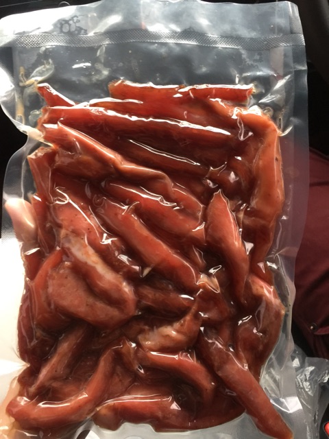 หมูแดดเดียว ไม่ติดมัน 500 กรัม เด็กทานได้ นุ่มมาก ไม่เหนียว ทำใหม่วันต่อวัน ไม่สารกันเสีย