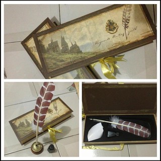 harry potter แฮร์รี่ พอตเตอร์ ปากกาขนนก The Noble Collection