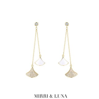 ต่างหูพัดคู่กับคริสตัล  Double Fans White &amp; Crystal Earrings