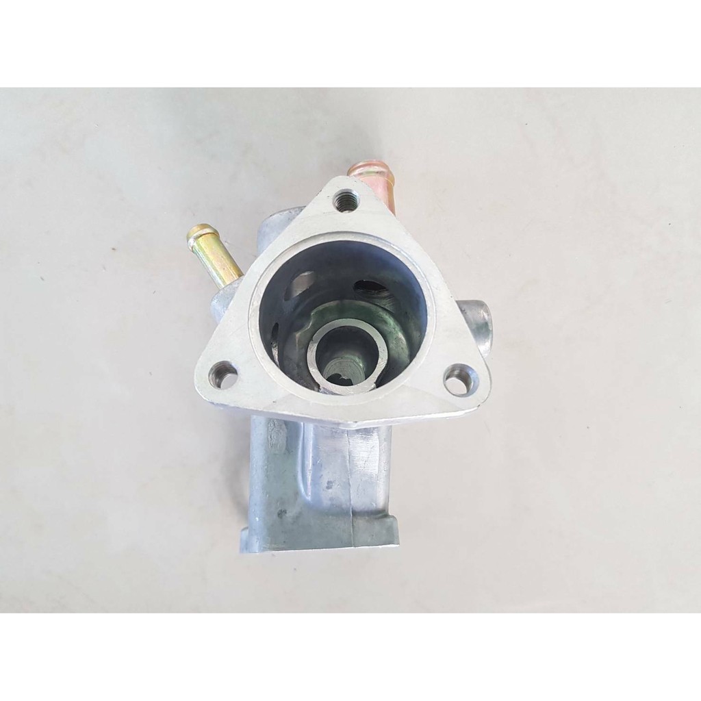 เสื้อราวน้ำ TOYOTA 3L,5L,LH112 อันละ700บาท