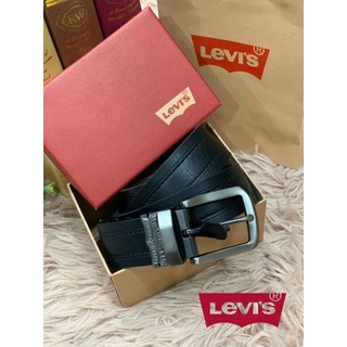 🎊💖🌇🚜@990.-📍(ลดพิเศษ 7 %) 💯 🛒🛒Big Discount 2022🛒🛒Levi’s Belt set ชุดเข็มขัดที่มาแบบfull set