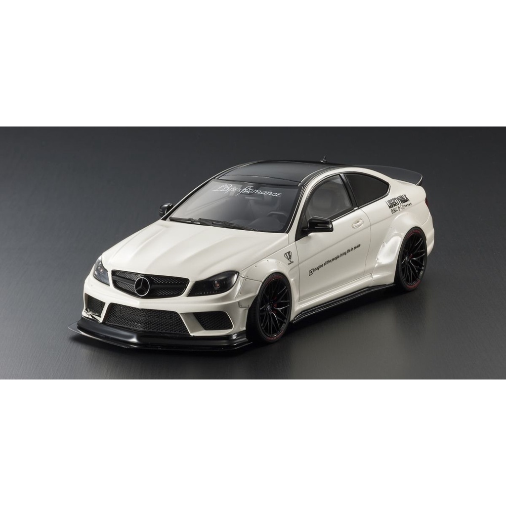 GT Spirit 1/18 : KJ023 LB ☆ Works C63 (White)