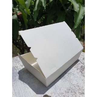 กล่องใส่อาหาร กล่องข้าว (50ใบ/แพ็ค)เคลือบ PE กันมันกันซึม มีช่องระบายอากาศ-food grade (สั่งออเดอร์ละ 5 แพ็ค)