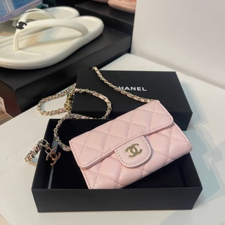 กระเป๋า CHANEL MINI WALLET WITH CHAIN IN CAVEAR  ( สายยาว 105 ปรับได้ คนเอวเล็กก็ไส้ได้ ) 💛