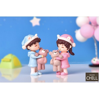 [MC265] ตุ๊กตุ่นจิ๋ว คู่รัก สวมชุดนอน กอดหมี 🧸 (1 ตัว ราคา 79 บาท)